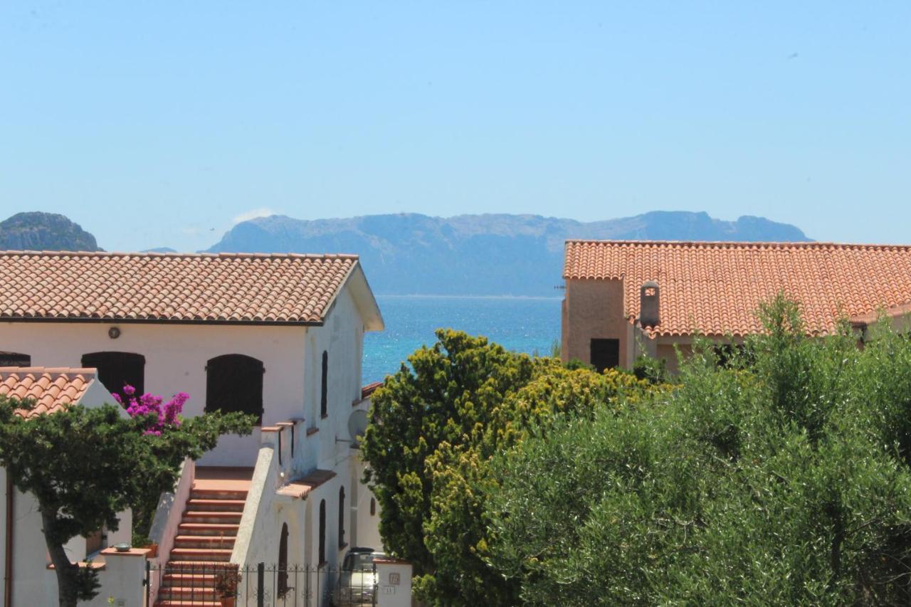 Hotel Bona Ciurrata Golfo Aranci Exterior foto