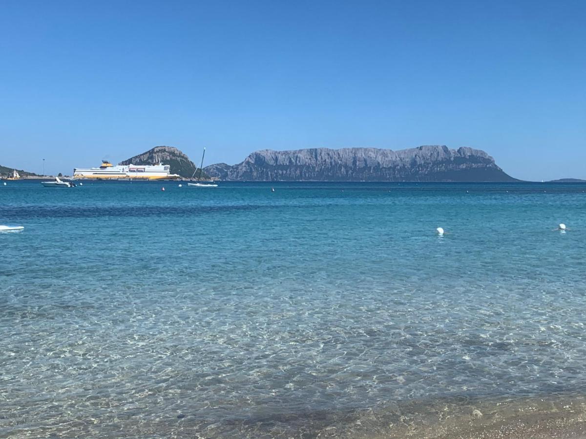 Hotel Bona Ciurrata Golfo Aranci Exterior foto